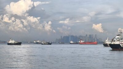 Keluarga Dalam Rumah Terapung (KDRT)